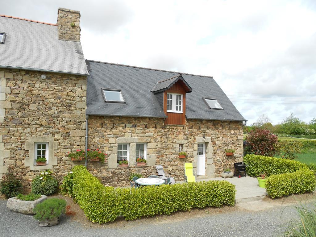 Gite De Kervoas Villa Lezardrieux Exterior photo